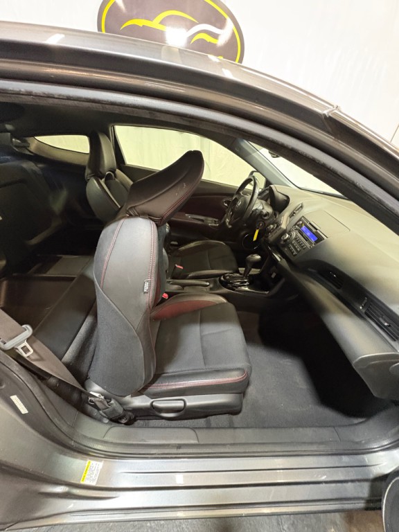 2015 Honda CR-Z Image 31