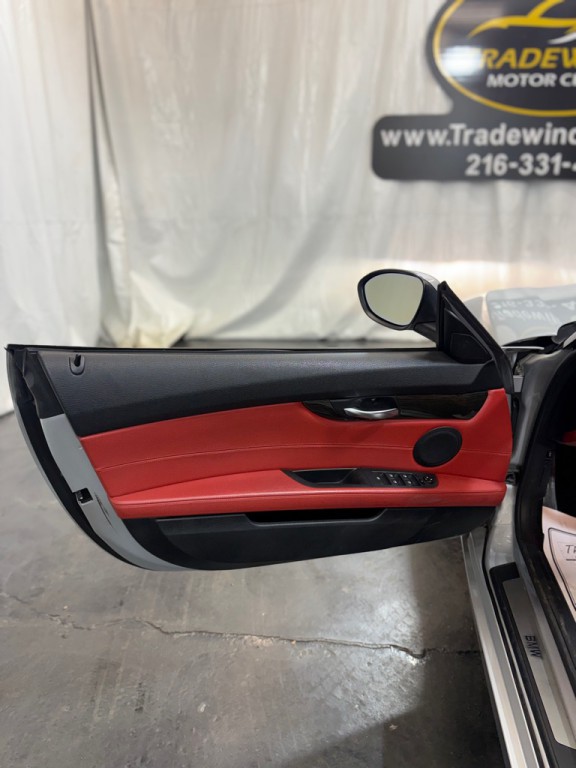 2015 BMW Z4 Image 17