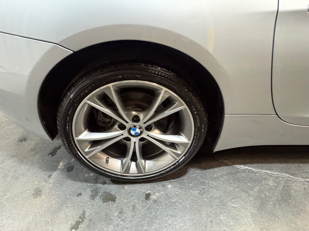 2015 BMW Z4 Image 36