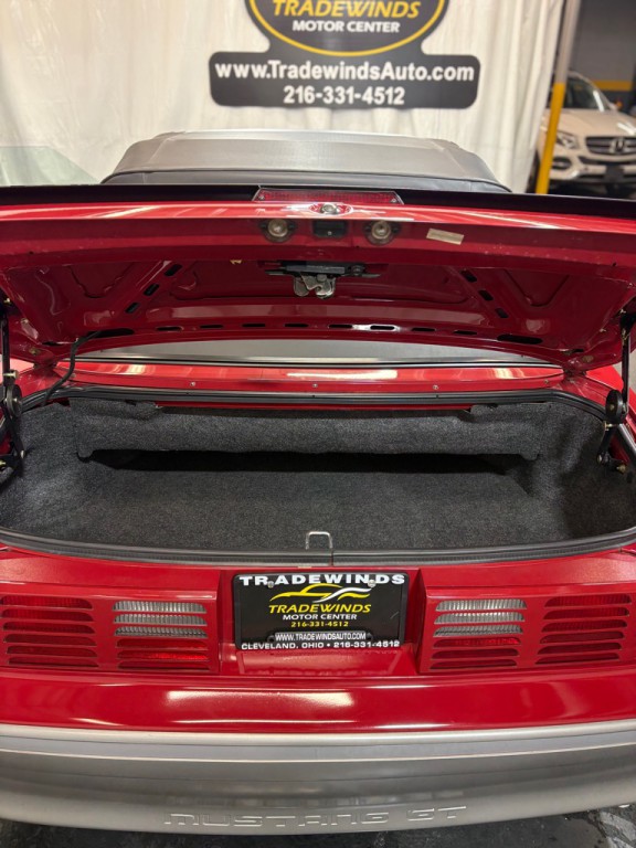 1987 Ford Mustang Image 13