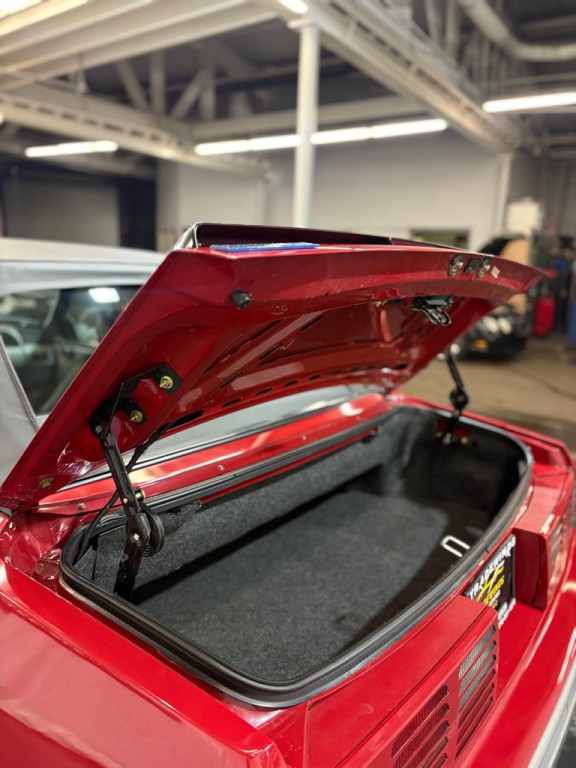 1987 Ford Mustang Image 16