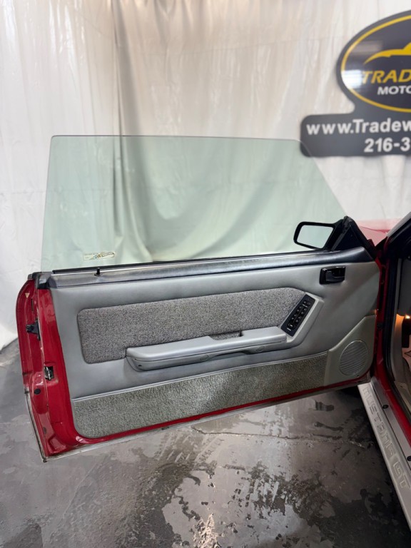 1987 Ford Mustang Image 22