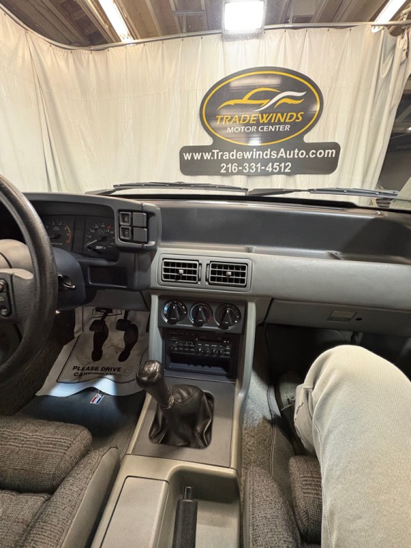 1987 Ford Mustang Image 41