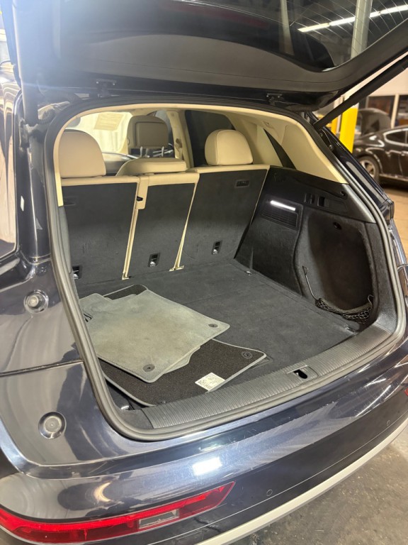 2020 Audi Q5 Image 8