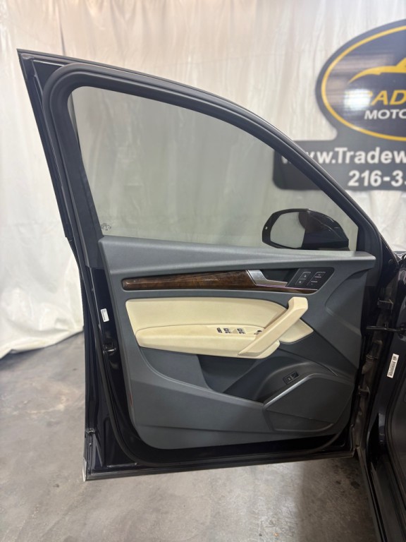 2020 Audi Q5 Image 14