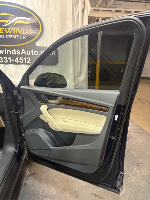 2020 Audi Q5 Image 25