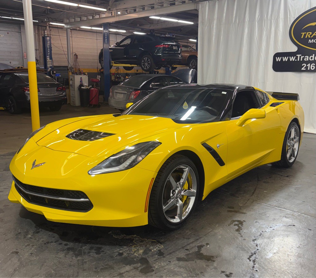 2015 Chevrolet Corvette Image 3