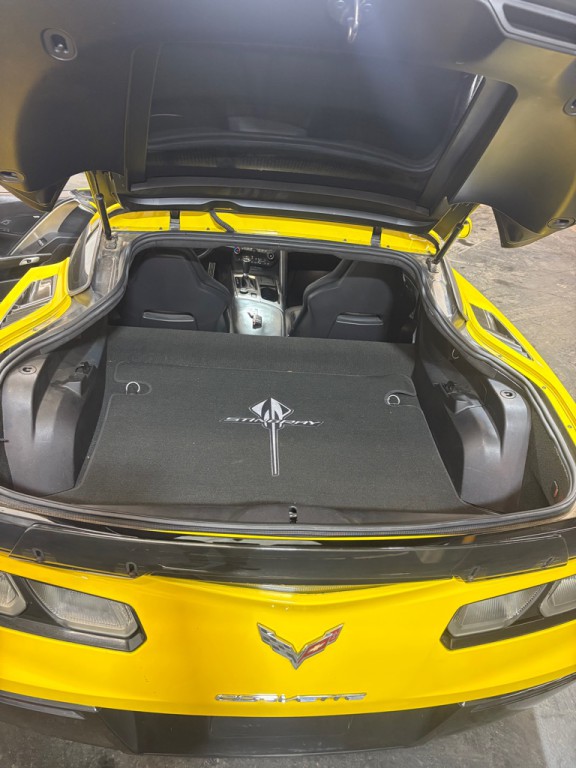 2015 Chevrolet Corvette Image 9