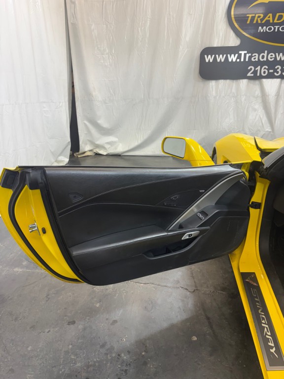 2015 Chevrolet Corvette Image 13