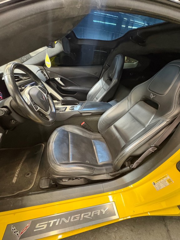 2015 Chevrolet Corvette Image 24