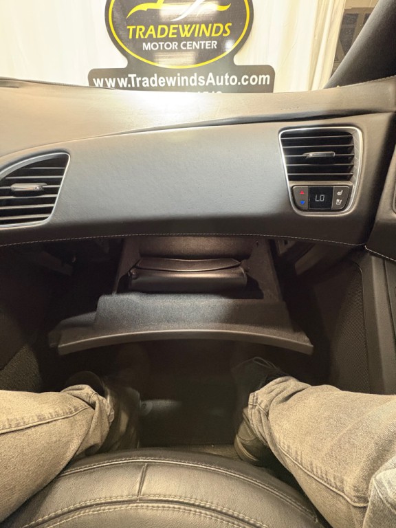 2015 Chevrolet Corvette Image 28