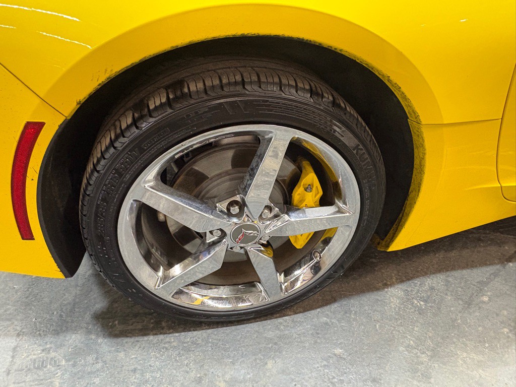 2015 Chevrolet Corvette Image 32