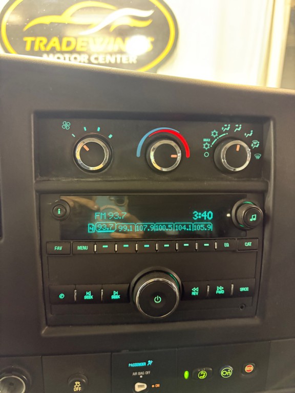 2019 Chevrolet Express Image 19