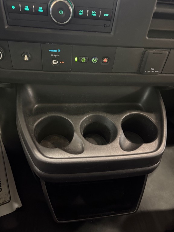 2019 Chevrolet Express Image 20