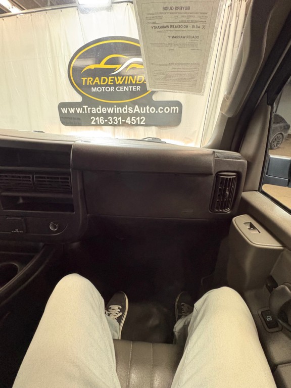 2019 Chevrolet Express Image 26