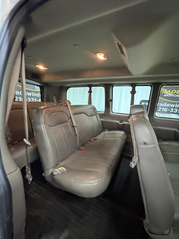 2019 Chevrolet Express Image 37
