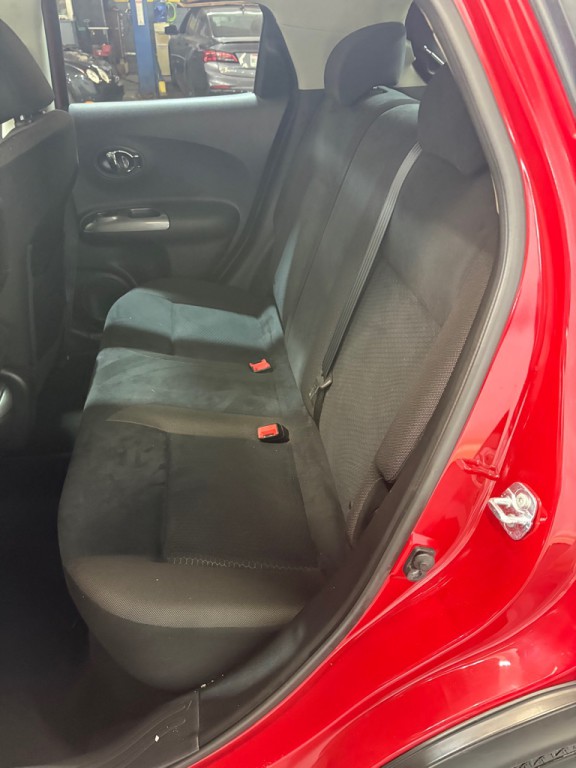 2016 Nissan Juke Image 38