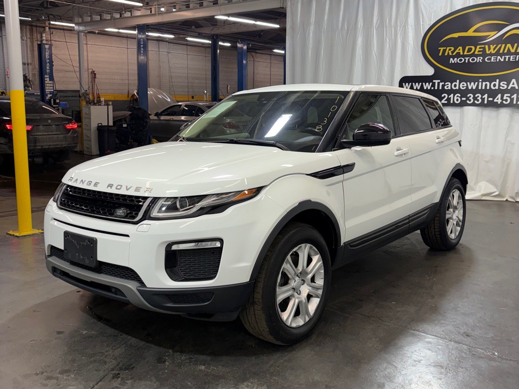 2017 Land Rover Range Rover Evoque Image 3