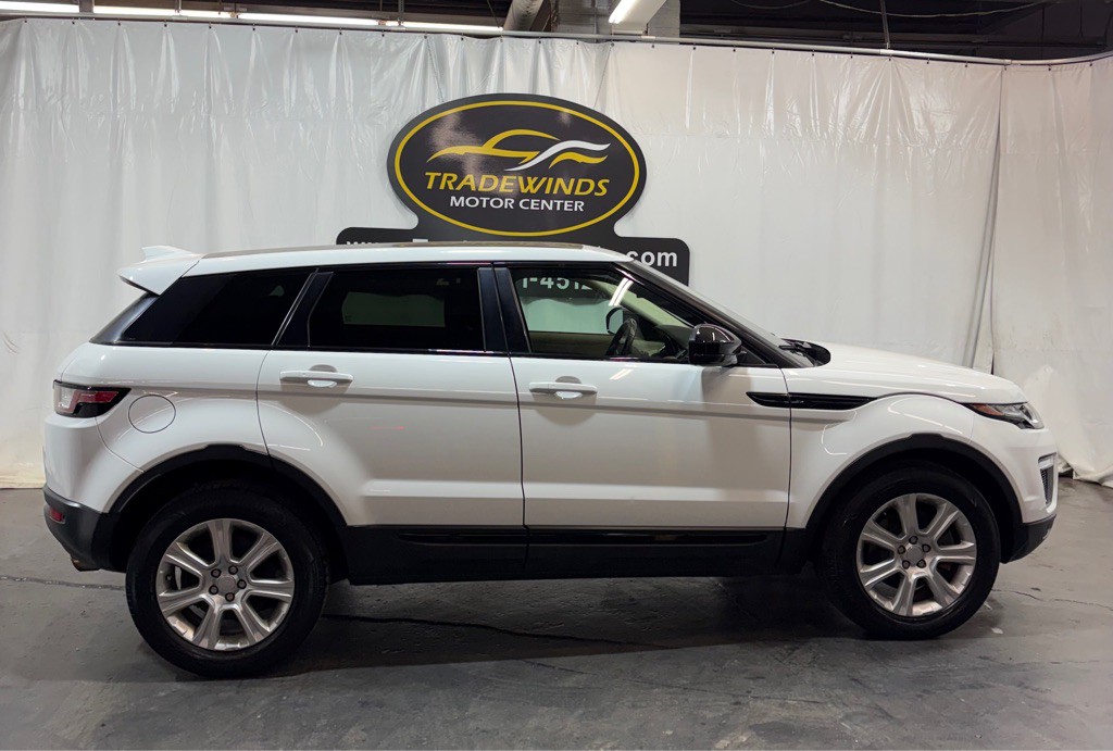 2017 Land Rover Range Rover Evoque Image 7