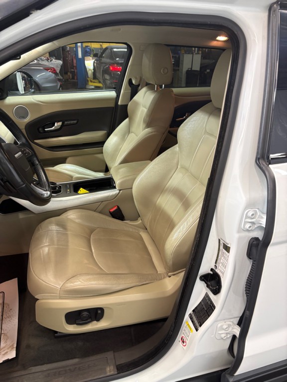 2017 Land Rover Range Rover Evoque Image 15