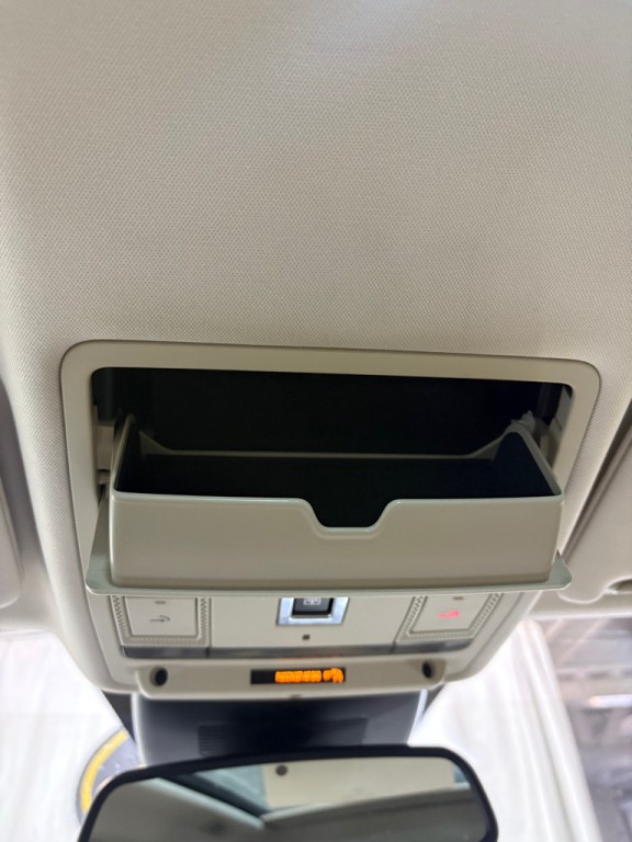 2017 Land Rover Range Rover Evoque Image 24