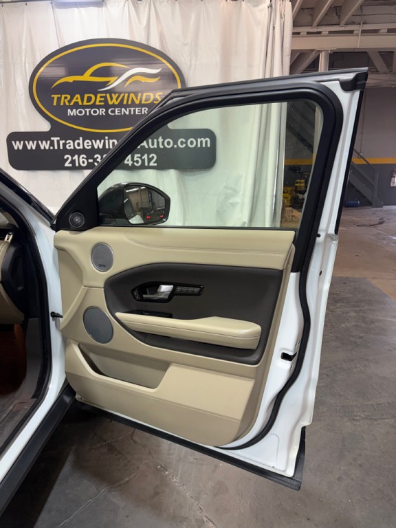 2017 Land Rover Range Rover Evoque Image 26