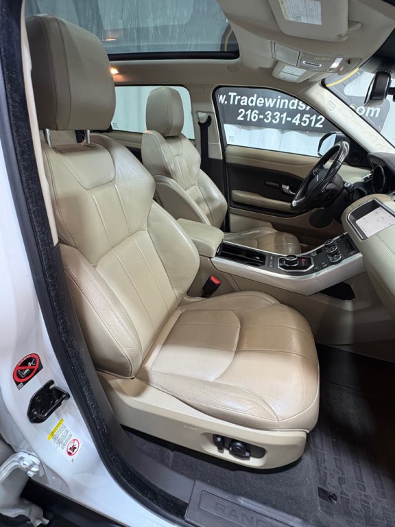 2017 Land Rover Range Rover Evoque Image 31