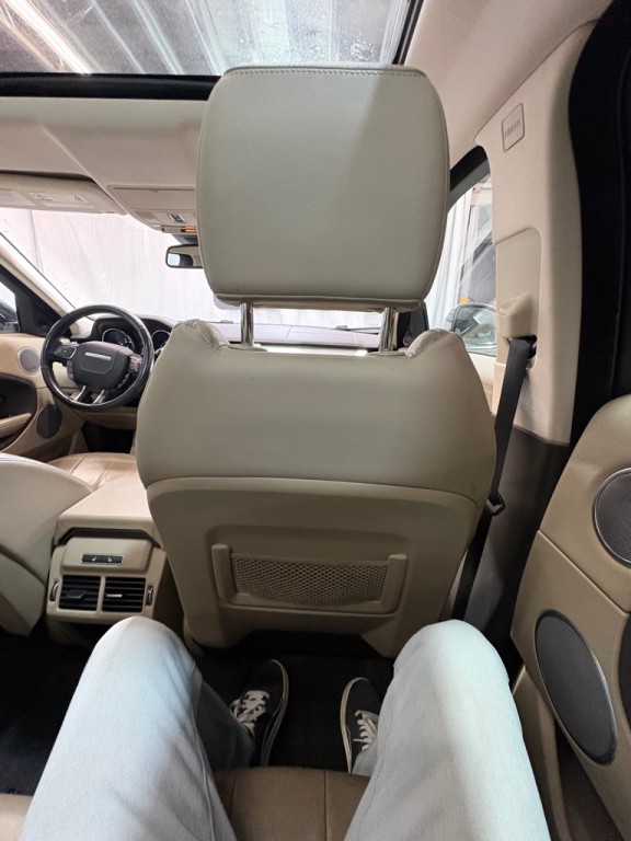 2017 Land Rover Range Rover Evoque Image 34