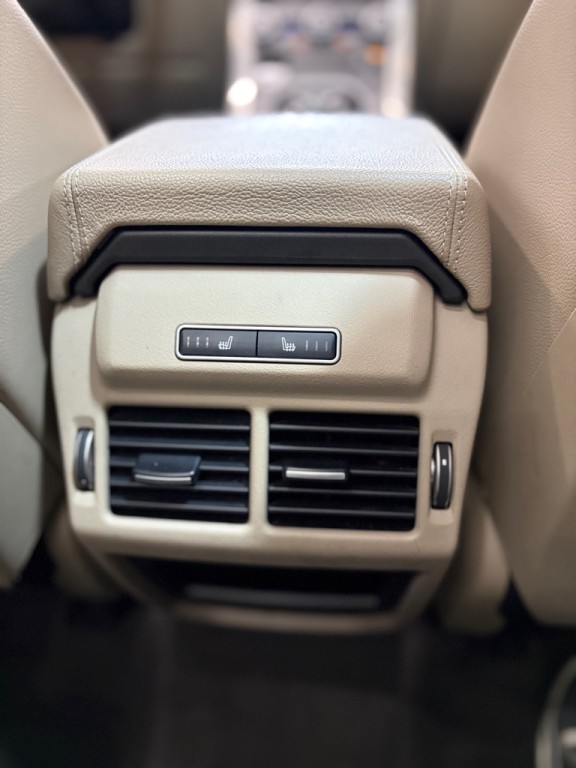 2017 Land Rover Range Rover Evoque Image 36