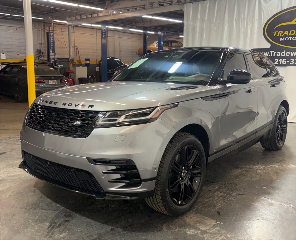 2021 Land Rover Range Rover Image 3