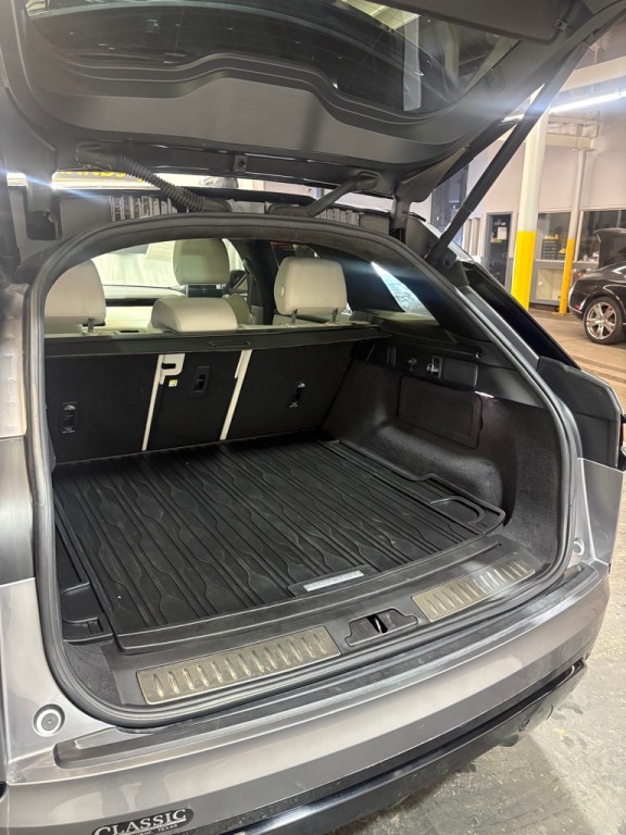 2021 Land Rover Range Rover Image 8