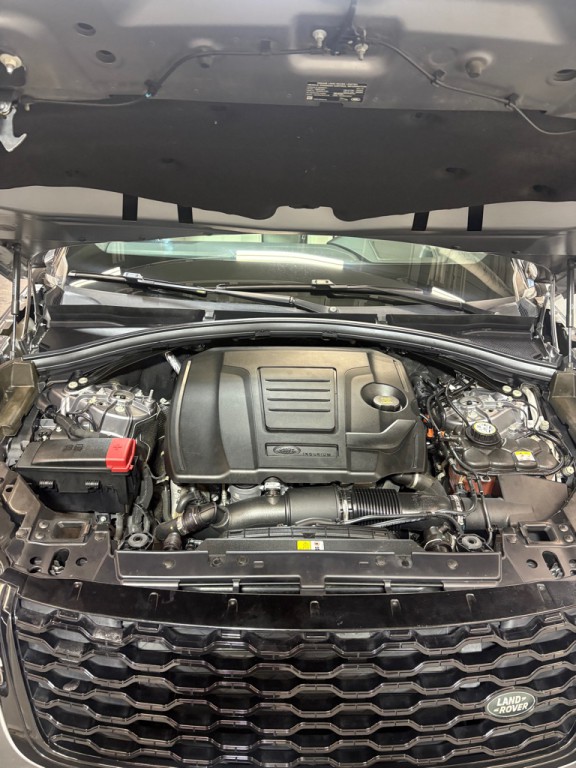 2021 Land Rover Range Rover Image 12