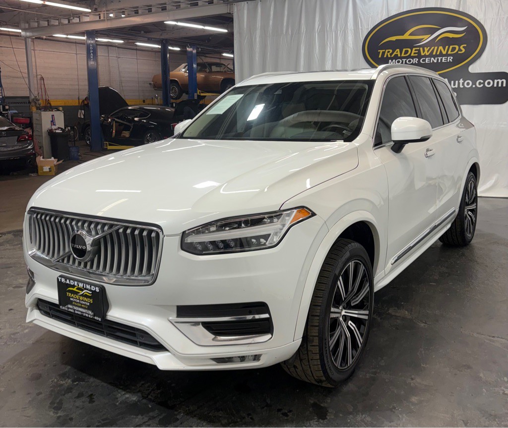 2020 Volvo XC90 Image 3