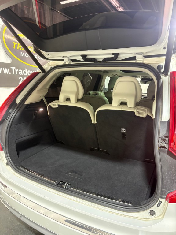 2020 Volvo XC90 Image 10