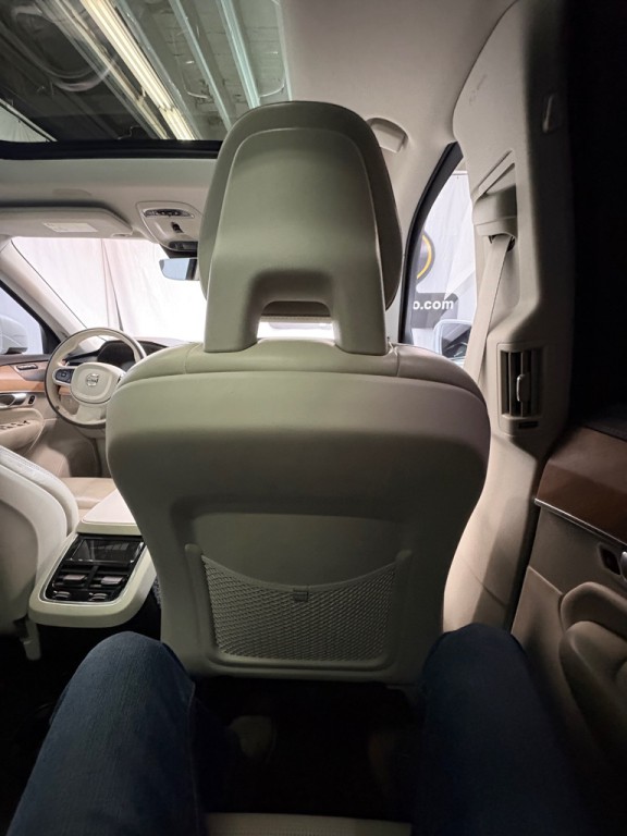 2020 Volvo XC90 Image 33