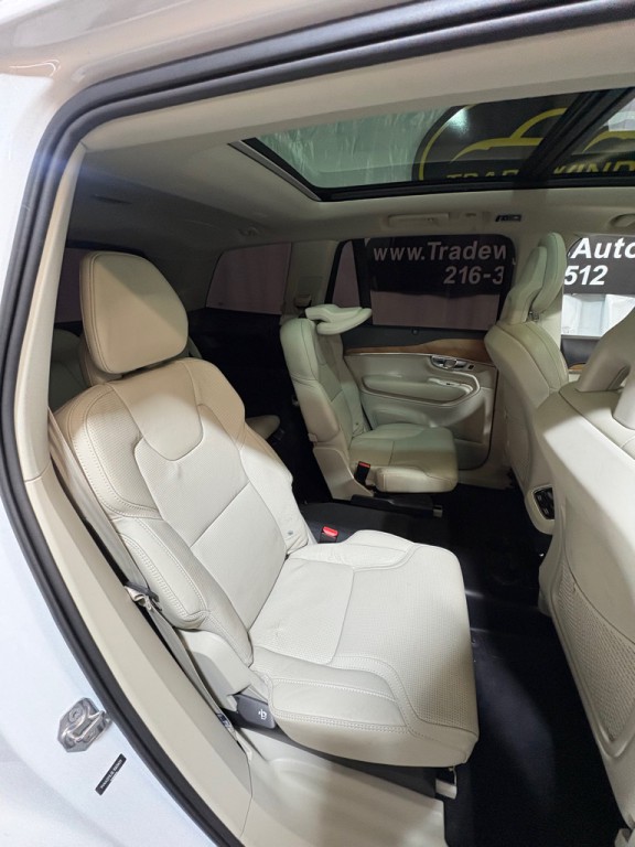 2020 Volvo XC90 Image 39