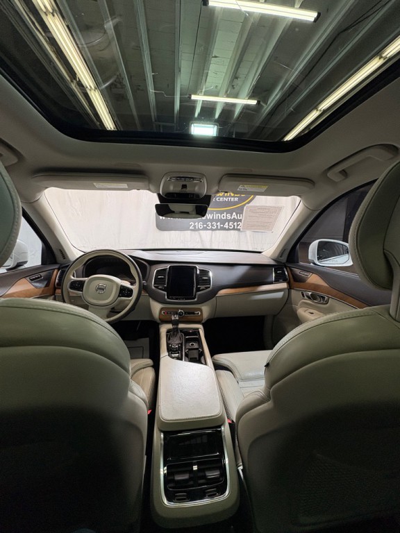 2020 Volvo XC90 Image 43