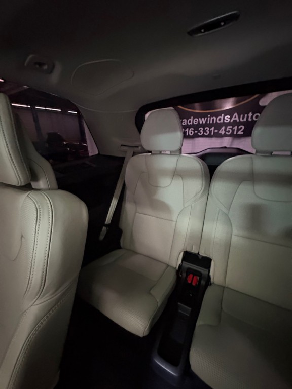 2020 Volvo XC90 Image 44