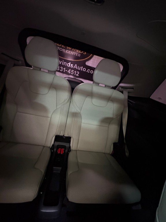 2020 Volvo XC90 Image 45