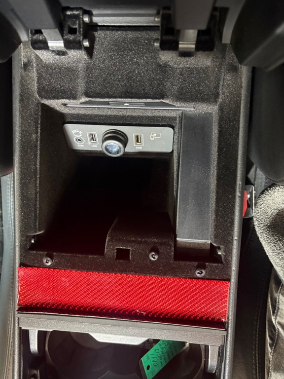 2017 Jaguar F-TYPE Image 21