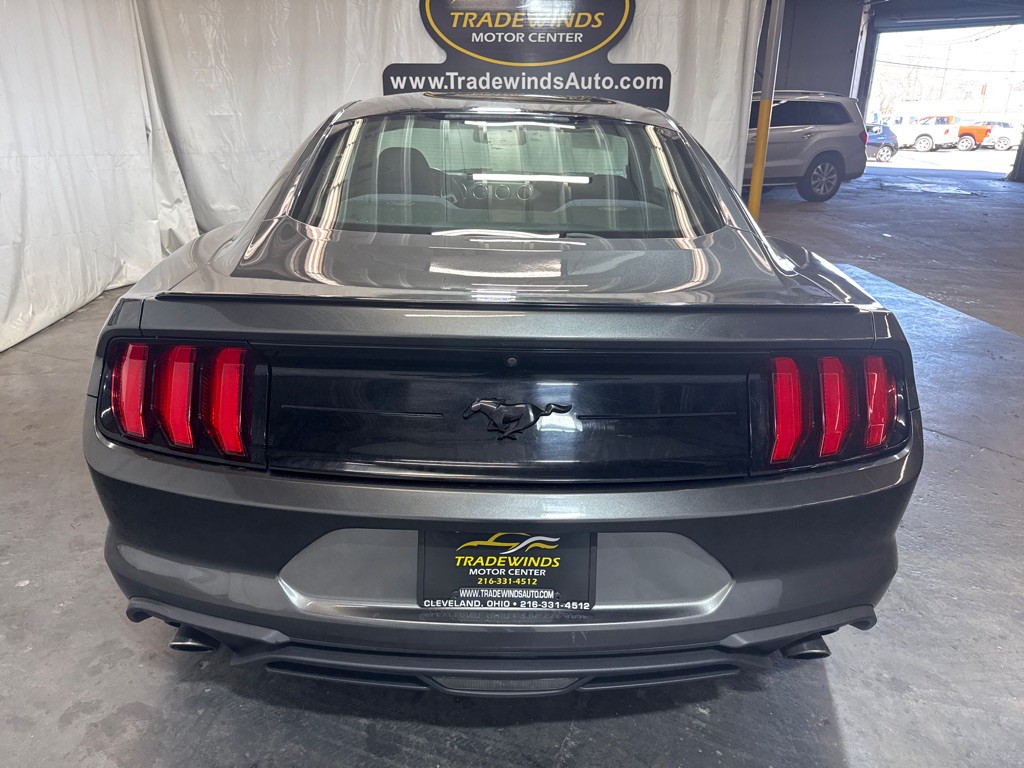 2018 Ford Mustang Image 4