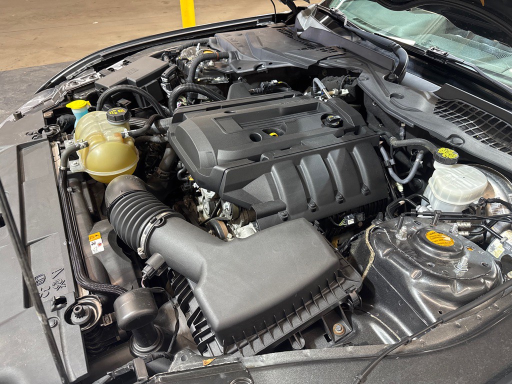 2018 Ford Mustang Image 8