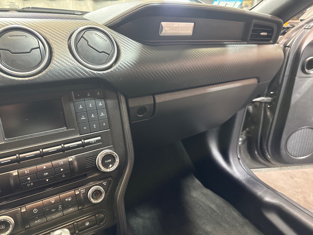 2018 Ford Mustang Image 13