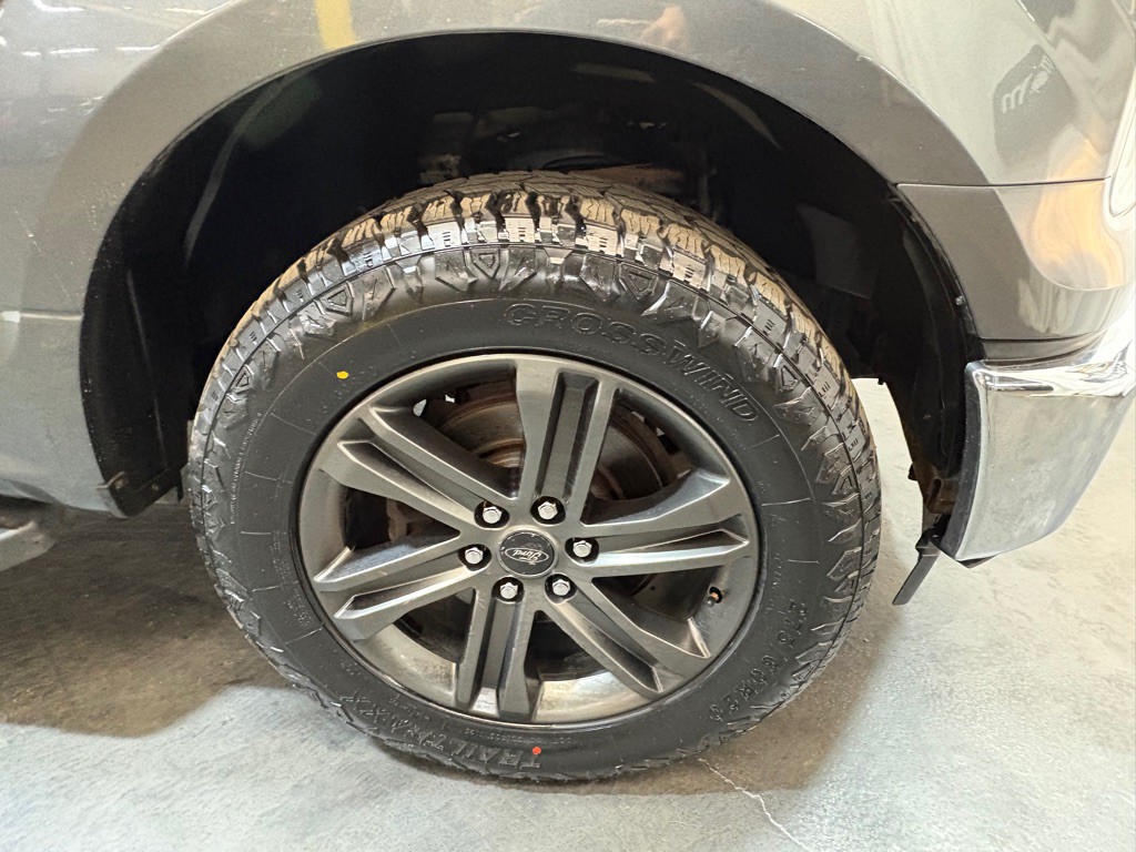 2017 Ford F-150 Image 40