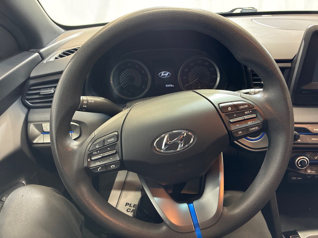 2019 Hyundai Veloster Image 19