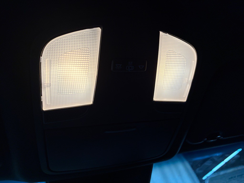 2019 Hyundai Veloster Image 21