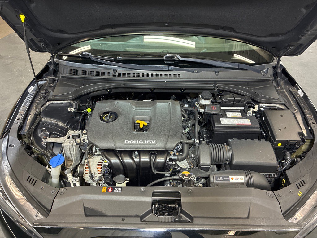 2019 Hyundai Veloster Image 26