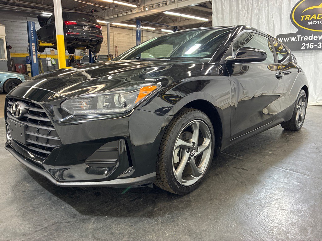 2019 Hyundai Veloster Image 30