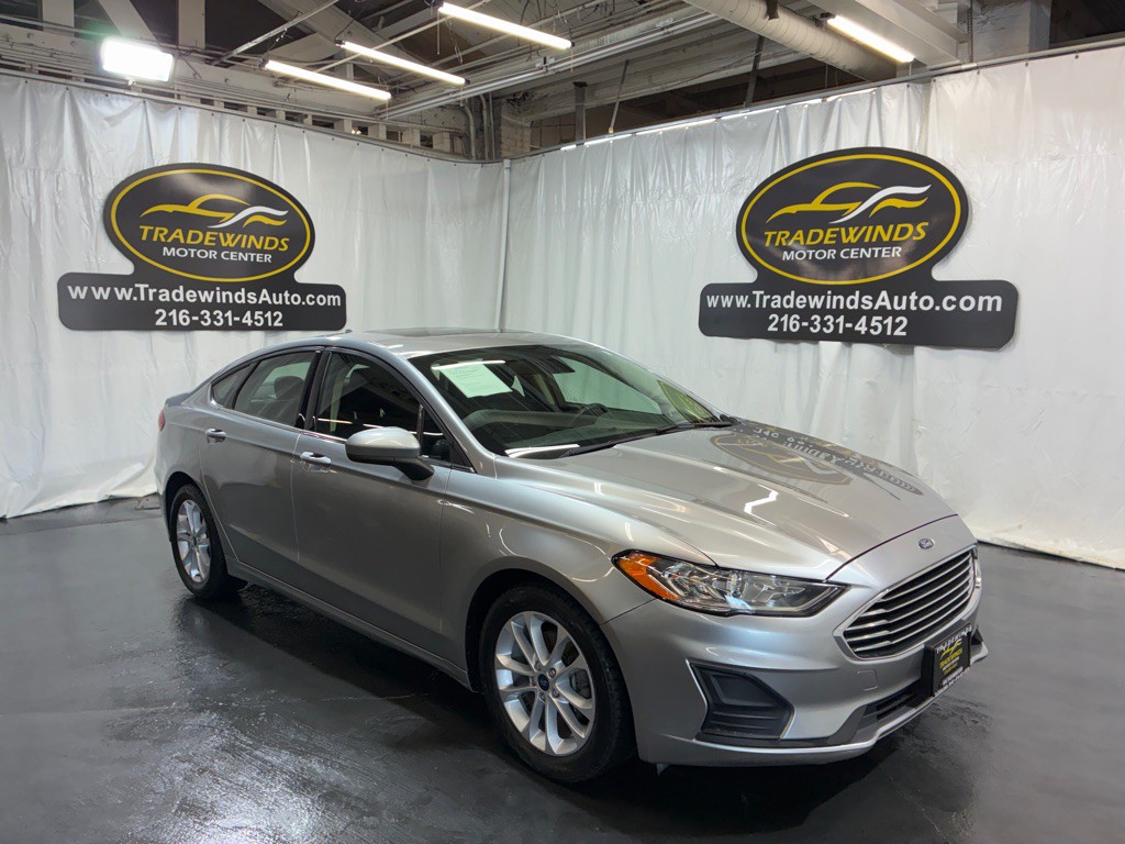 2020 Ford Fusion Image 1