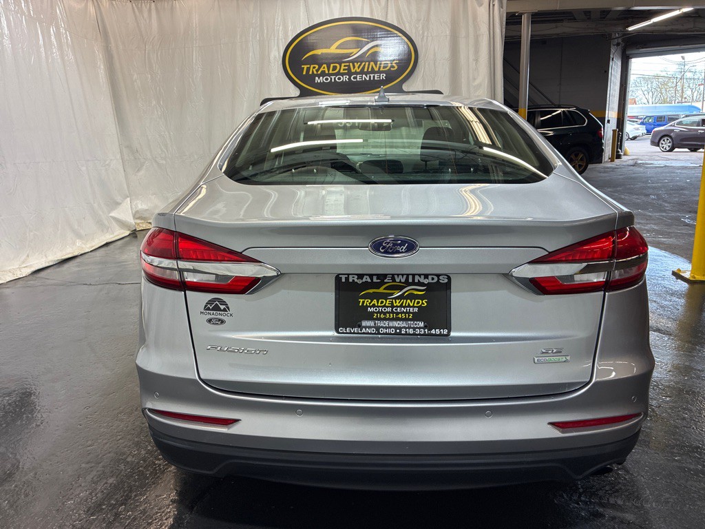 2020 Ford Fusion Image 7